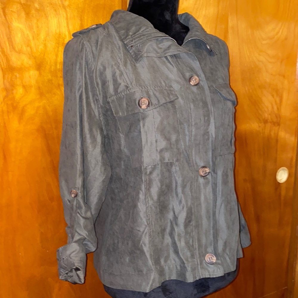 staccato green zipper and button down long sleeve with pockets